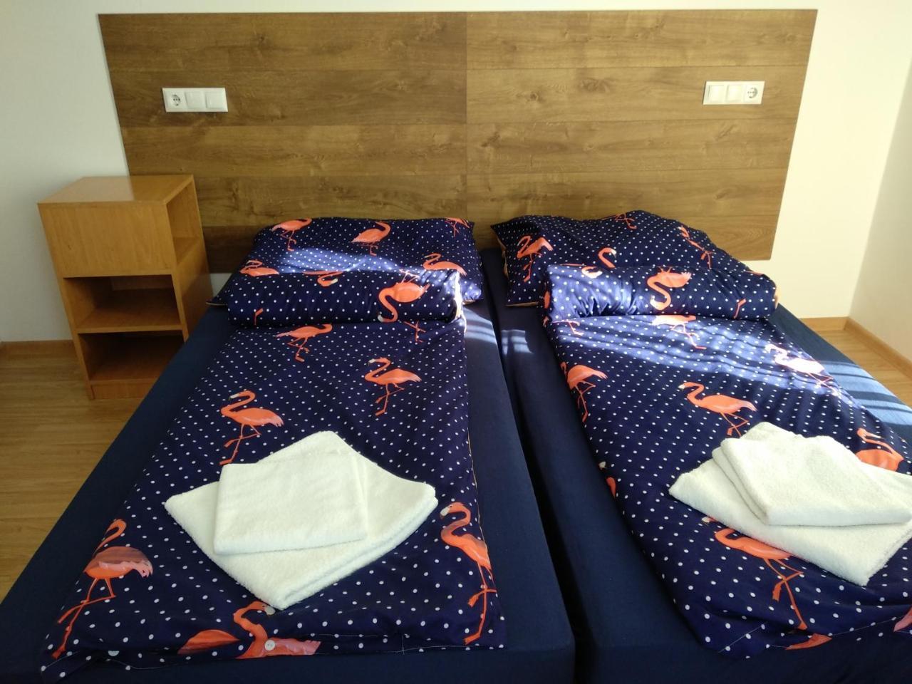 Acopark Vendégház Debrecen Extérieur photo