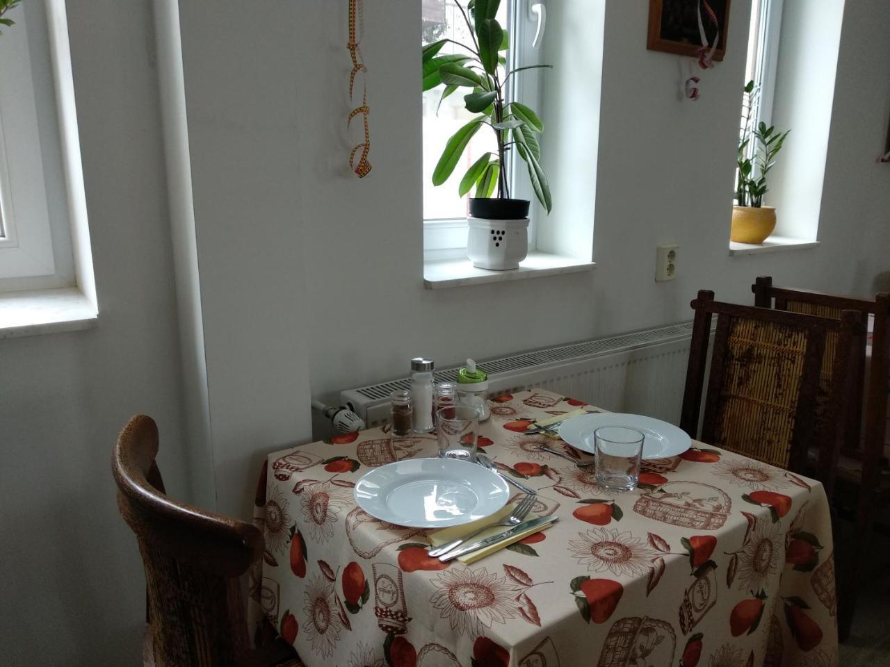 Acopark Vendégház Debrecen Extérieur photo